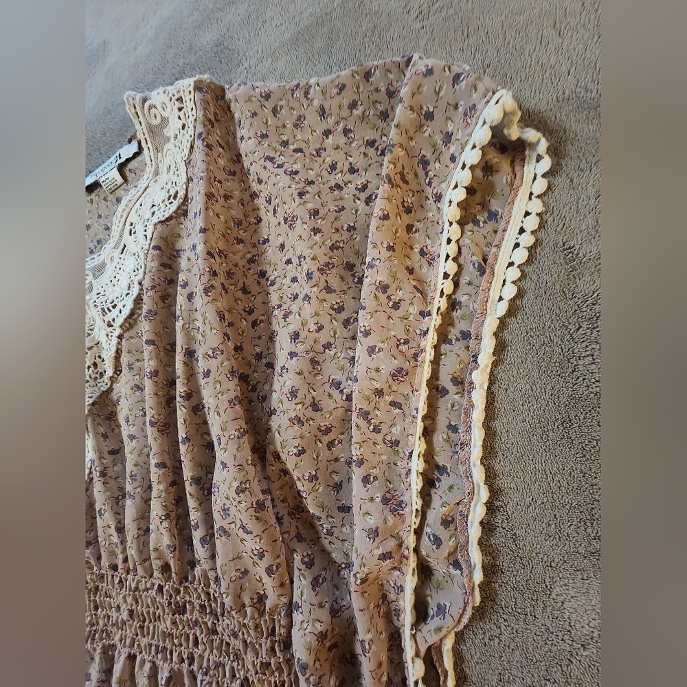 Forever 21 Boho Top - Picture 7 of 8
